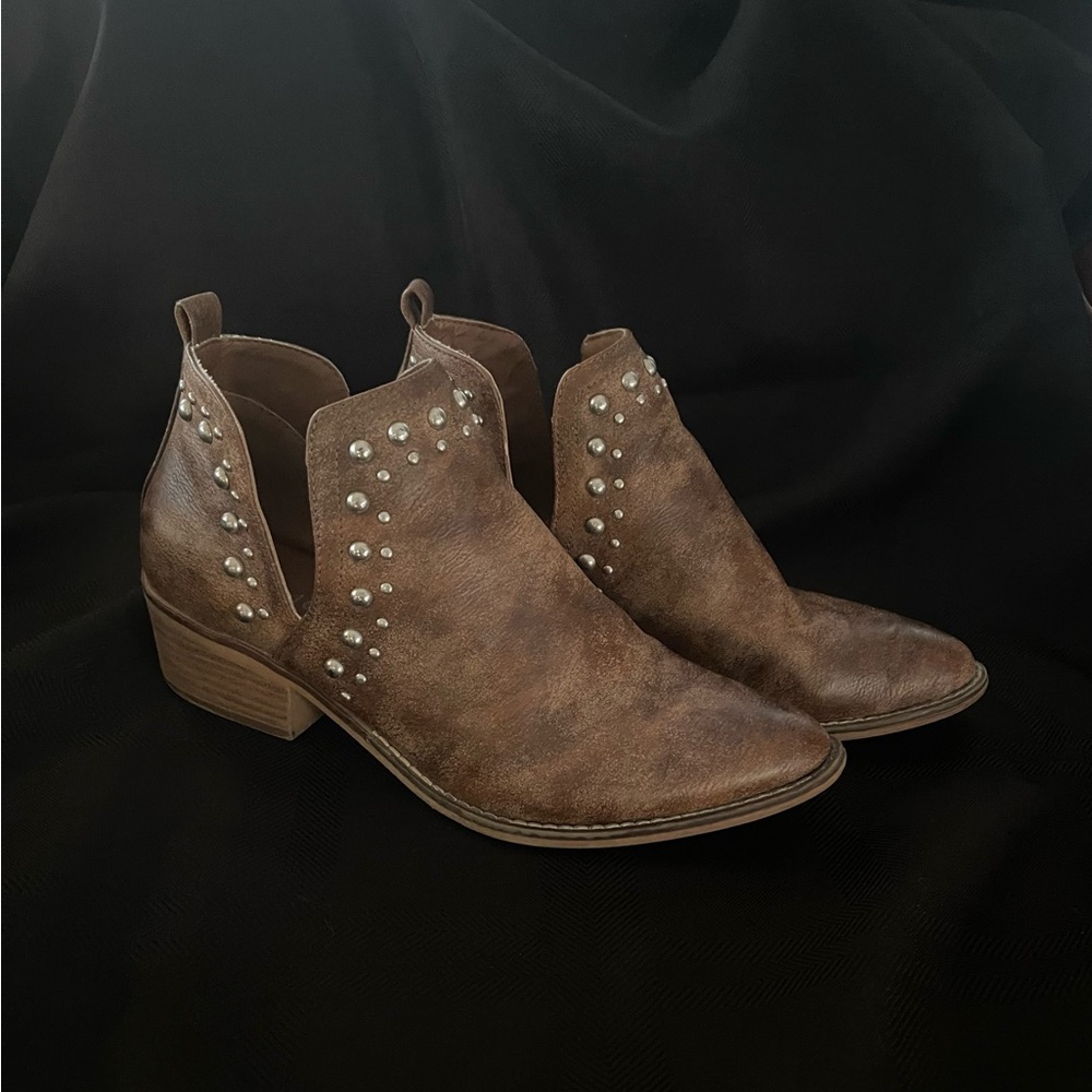 Womens Madden Girl Booties Size 7